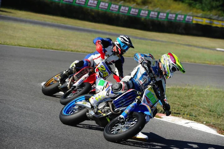 Italiano e Internazionale Supermoto: a Viterbo domina il tedesco Schmidt