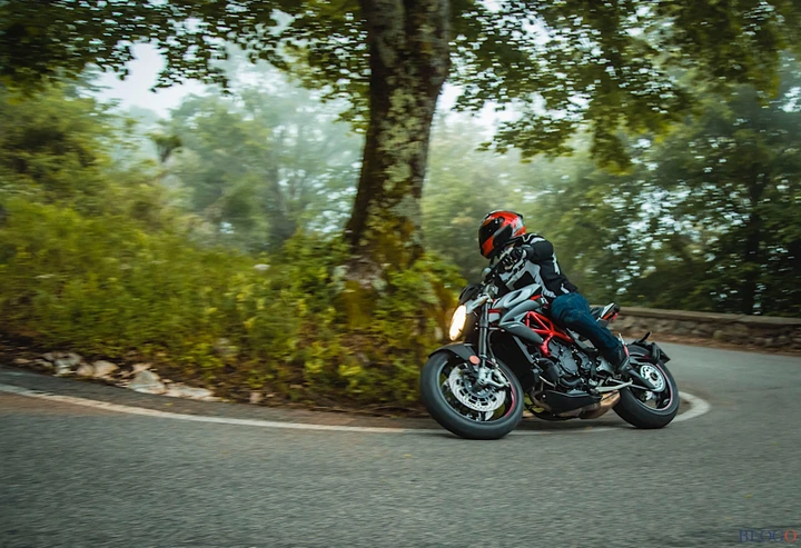 Nuova MV Agusta Brutale 800RR: la nostra prova
