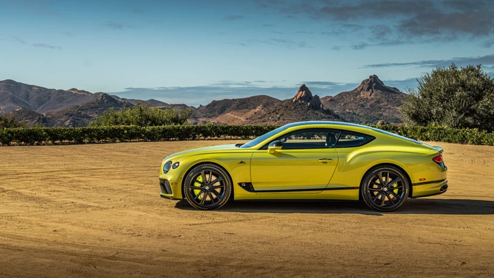 Bentley: prime consegne per la Pikes Peak Continental GT Limited Edition