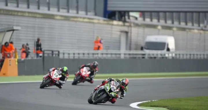 SBK 2014: niente Monza e gara 2 anticipata alle 13.30