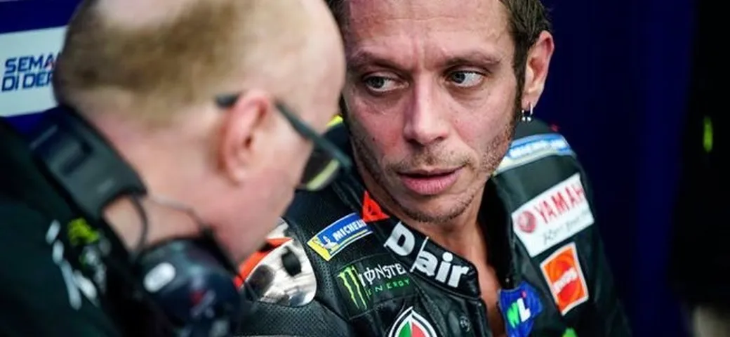 Rossi sprona Yamaha: 