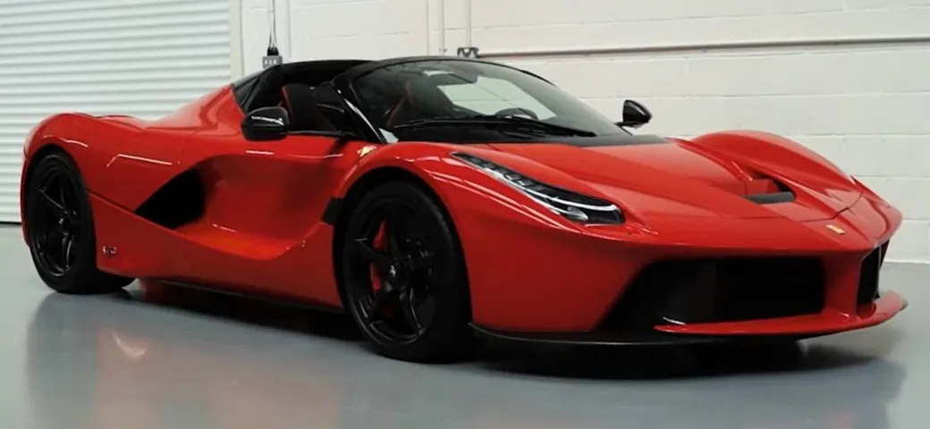 Ferrari LaFerrari Aperta venduta dalla moglie di Ecclestone