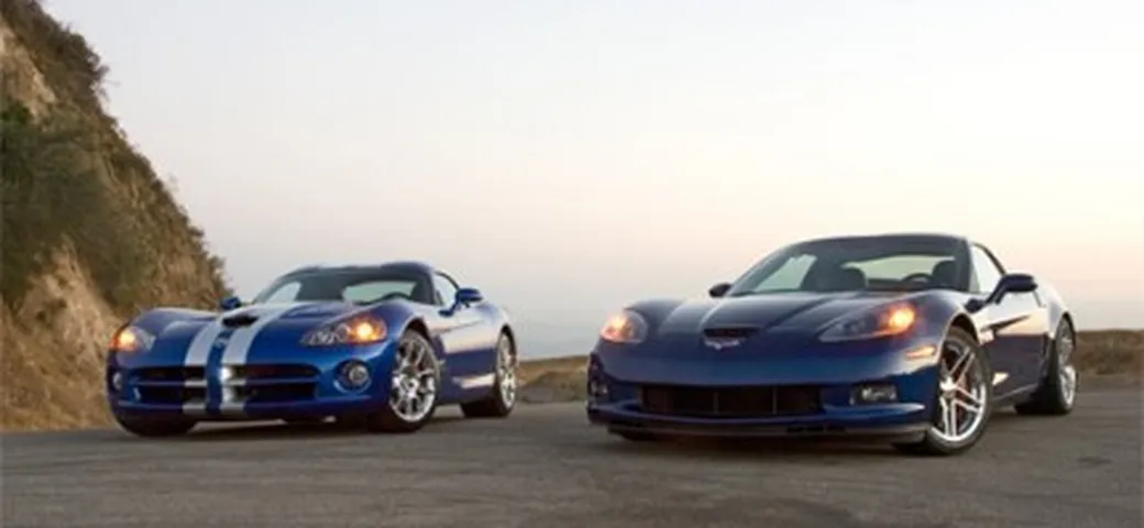 Yankee contro yankee: Dodge Viper 2008 vs Corvette Z06: la prova su strada