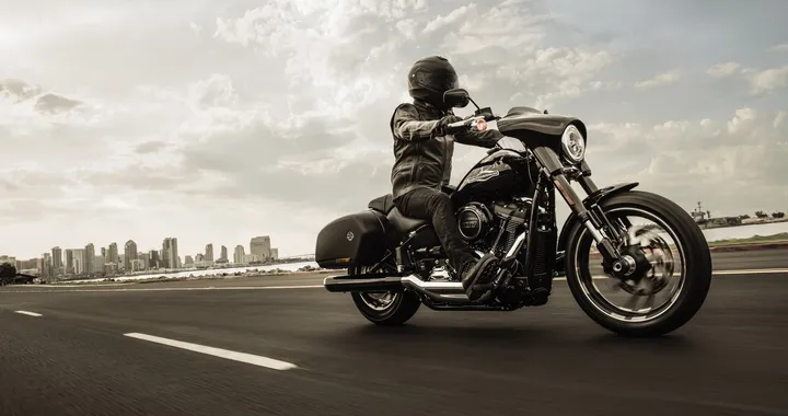 Guidare la moto riduce lo stress