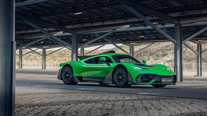Mercedes-AMG One, quando un cambio d'olio costa come un’auto nuova