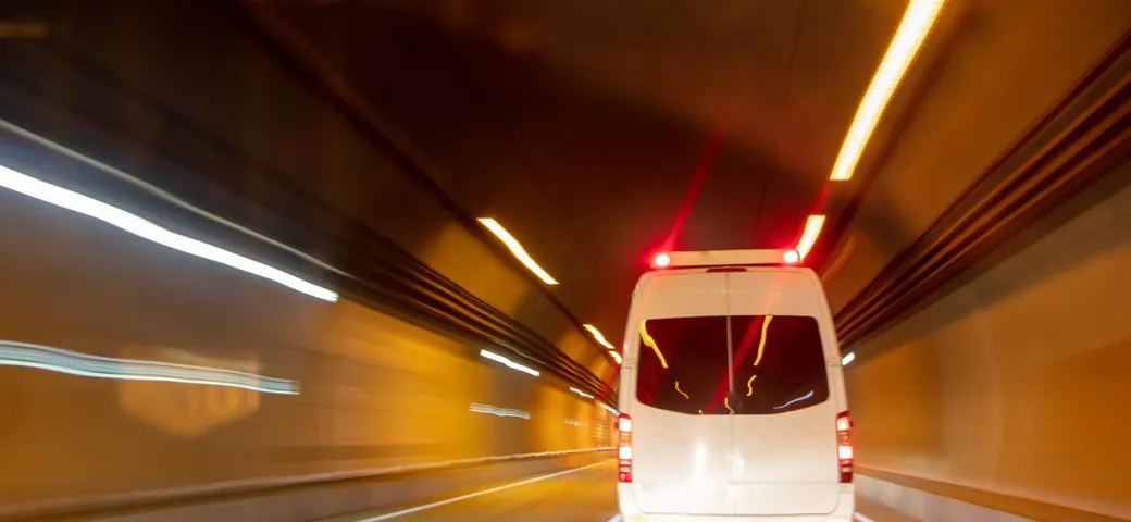 Come i giovani che hanno bevuto in discoteca evitano di mettersi al volante: il servizio