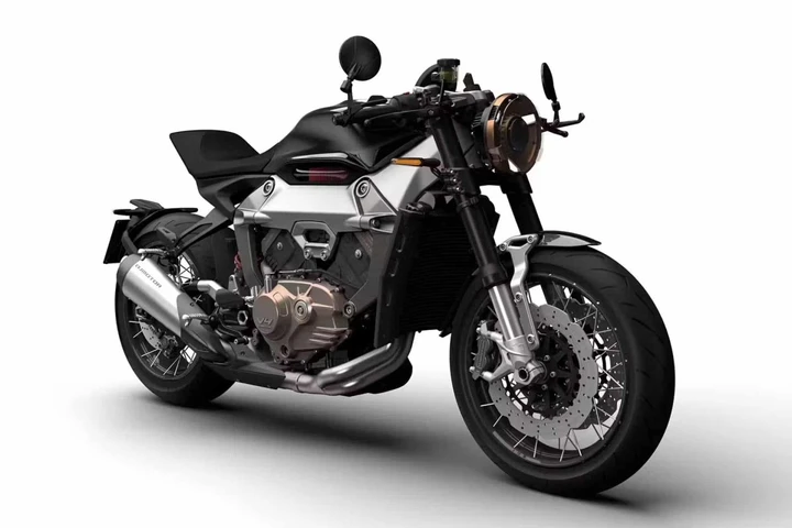 Equus 600 V4 Cafe Racer: il neo-classico di QJMotor debutta a EICMA 2025