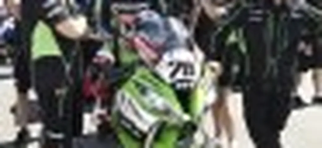 MotoGP: Loris Baz ufficiale con NGM Forward Racing nel 2015