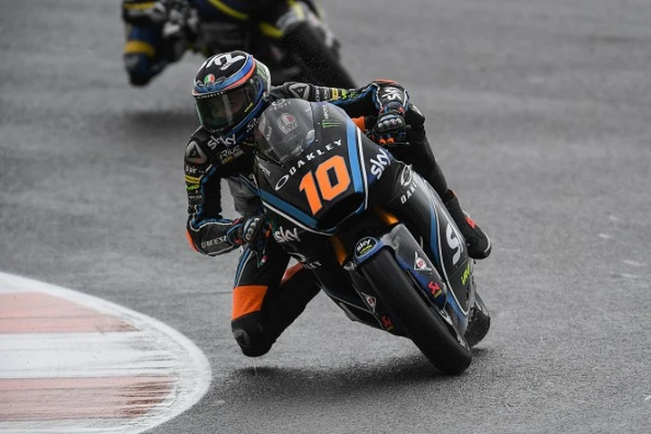 Moto2 Valencia 2018: Luca Marini conquista la pole