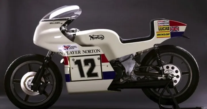 Norton John Player Replica del 1973 presto in produzione