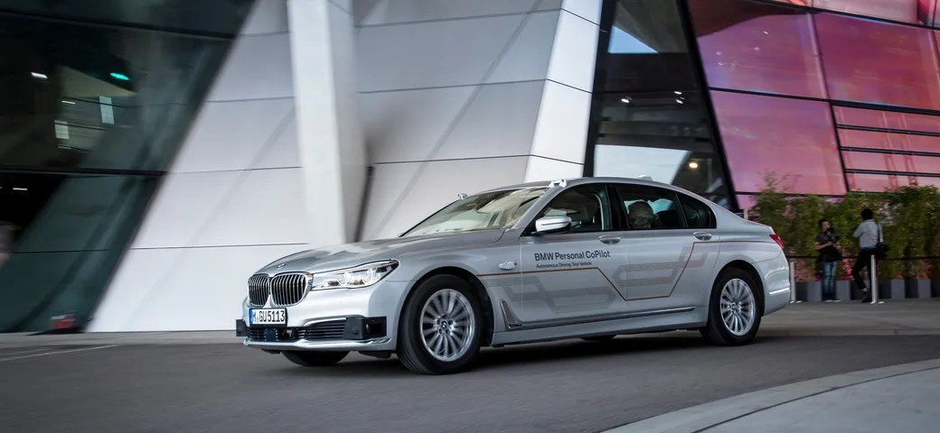 Guida autonoma: BMW Serie 7, prototipo per il livello 4