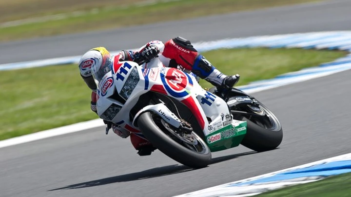 Supersport Thailandia 2015: Kyle Smith in pole provvisoria