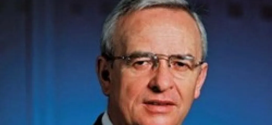 Martin Winterkorn nominato nuovo CEO Porsche, Volkswagen acquista il 42% di Porsche