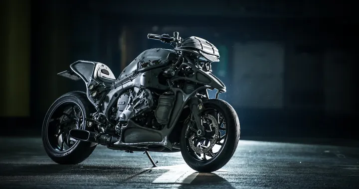 Special d’autore: BMW K 1600 GTL Juggernaut by Hot-Dock Custom Cycles