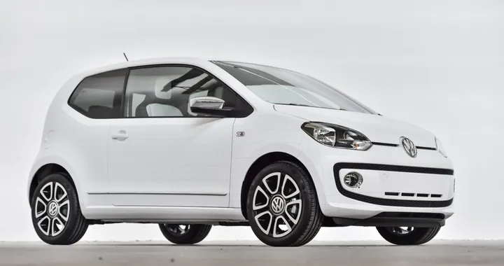 Volkswagen Up! Garage Italia Customs