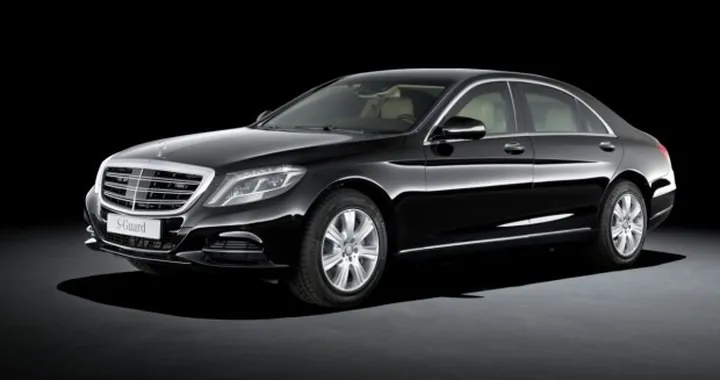 Mercedes S 600 Guard: foto e informazioni dell'ammiraglia blindata