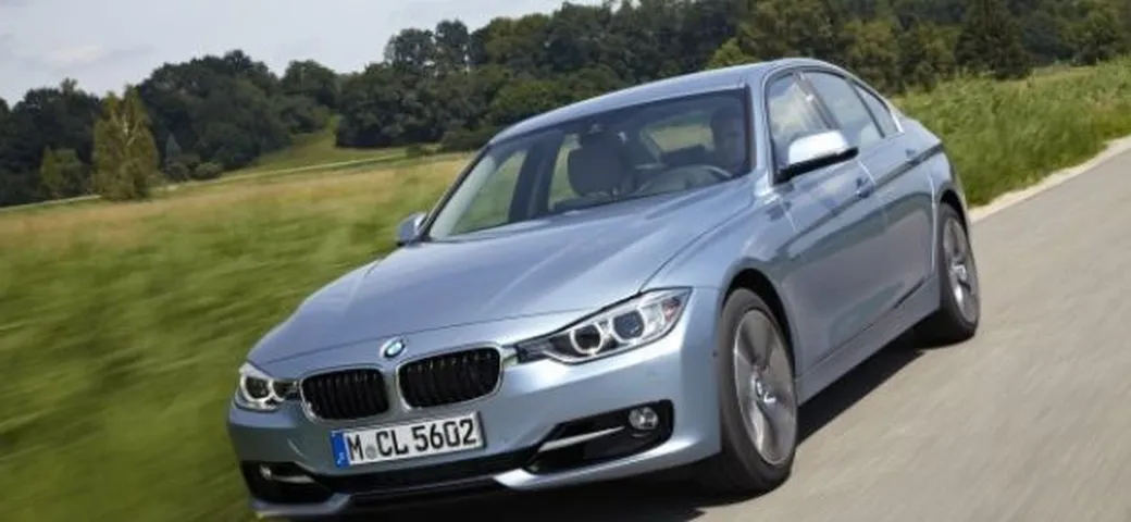 BMW ActiveHybrid 3: foto e dati tecnici ufficiali