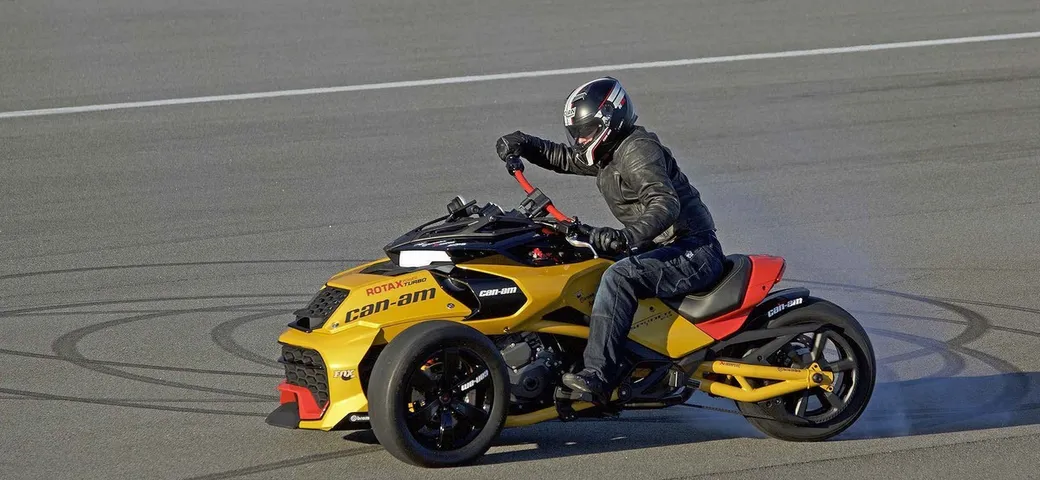 Video: Can-Am Spyder F3 Concept