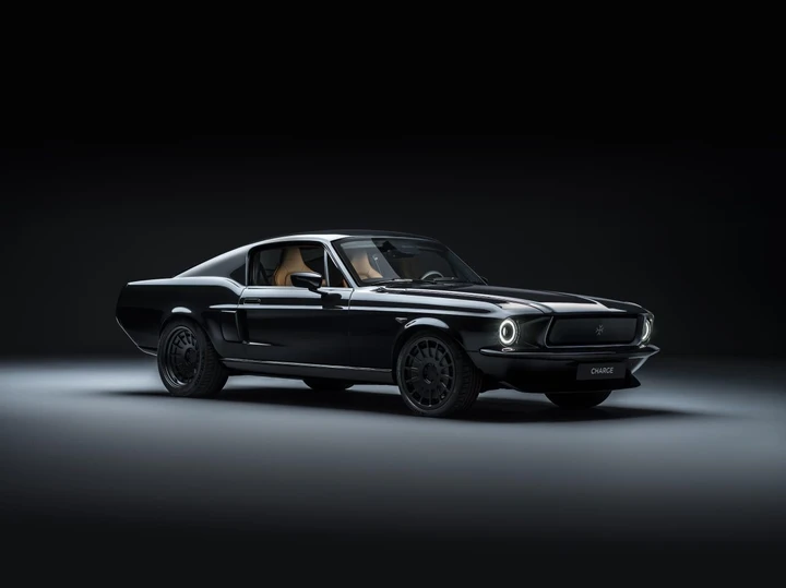 Il progetto della Mustang '67 elettrica rivive con nuovi investitori