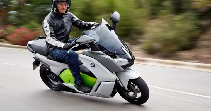 BMW C evolution: lo scooter elettrico BMW da domani nei concessionari