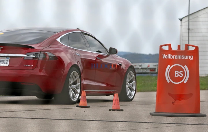 Tesla: gigantesca fabbrica di auto elettriche a Berlino