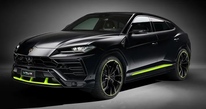 Lamborghini: tolto il velo alla Urus Graphite Capsule
