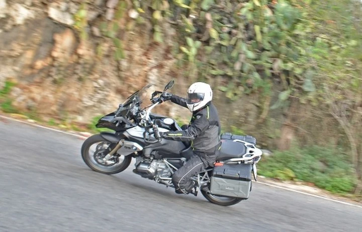 BMW R 1200 GS MY 2015: il nostro test su strada