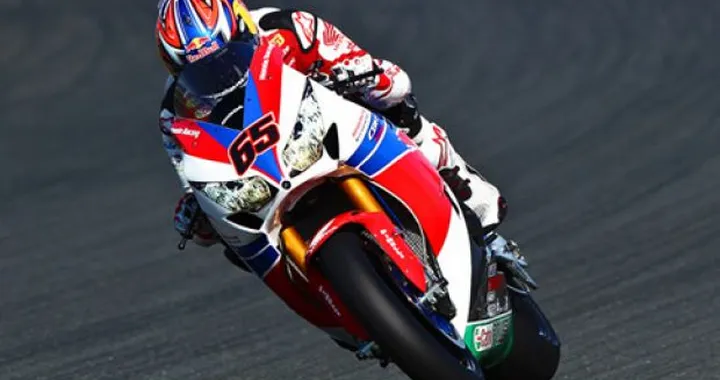 Superbike, Magny Cours: Rea primo nelle libere. 4° Sykes, 6° Biaggi, 8° Melandri