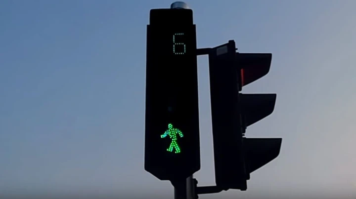 Semafori con il countdown anche in Italia? Ecco come funzionano