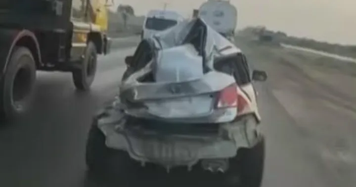 Auto distrutta circola normalmente su strada [Video]