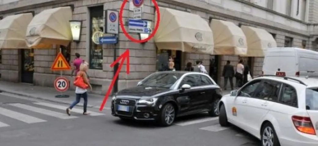 Milan, Allegri: in divieto di sosta e contromano nel centro di Milano