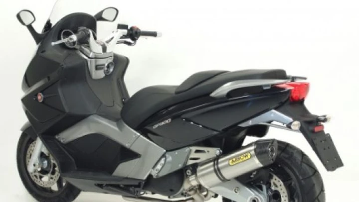 Kit completo Arrow per Gilera GP800