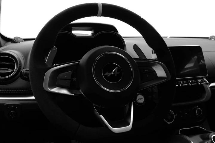 Alpine A110 Monochromatic interni