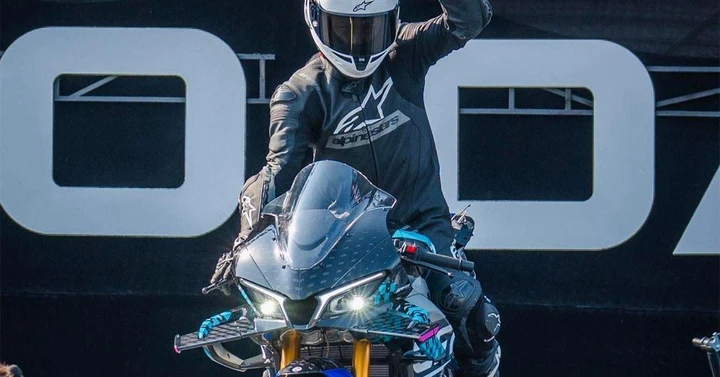 CFMOTO V4 SR-RR: debutto in pista per la nuova 1000 da 212 CV
