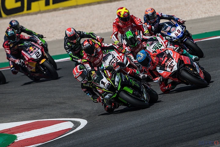 SBK, per Dorna tutto ok. Ma la crisi c’è e il confronto con i dati MotoGP è impietoso