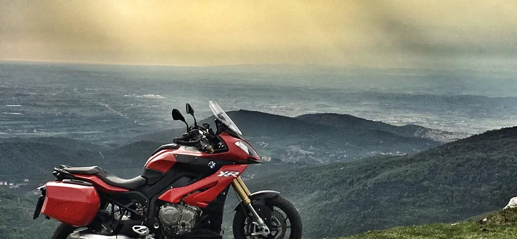 BMW S1000XR: la prova su strada [Video]