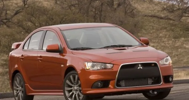 Mitsubishi Lancer Ralliart: galleria di immagini