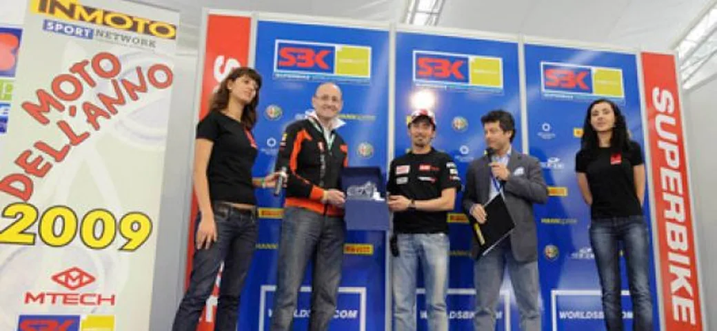 Aprilia RSV4 Moto dell'Anno 2009