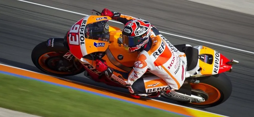 MotoGP Valencia 2014: Marquez domina il venerdì di libere, Yamaha e Ducati inseguono [FOTO]