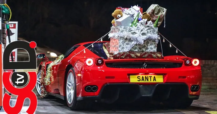 Ferrari Enzo: il video della nuova slitta di Babbo Natale
