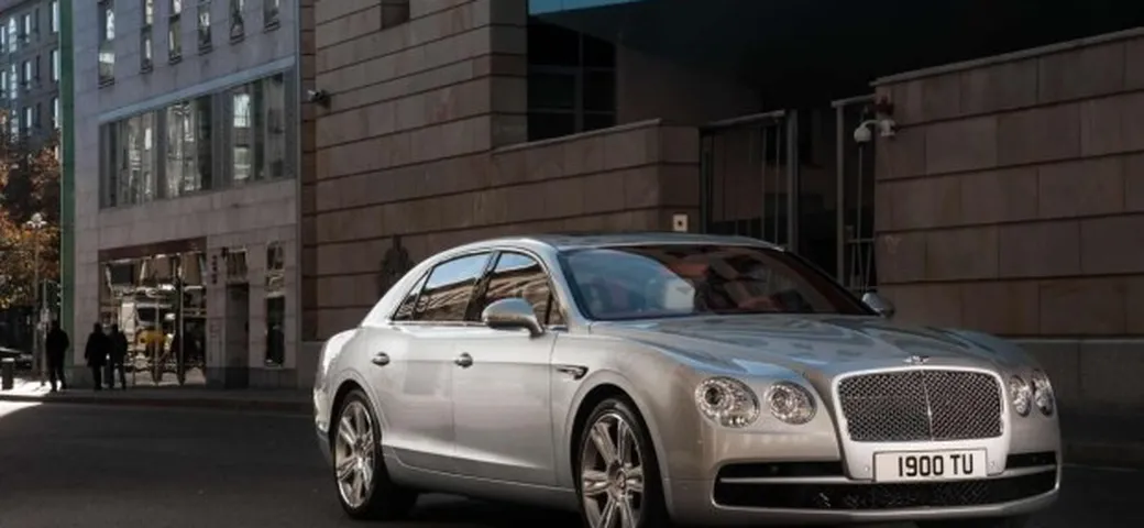 Bentley Flying Spur V8