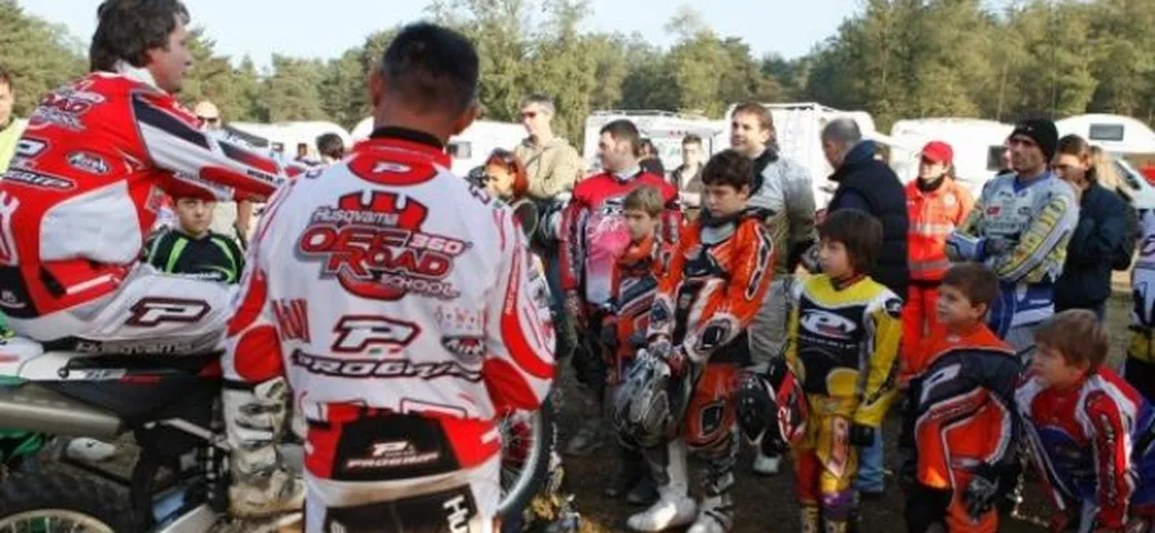 Ripartono i corsi di guida Off Road School 2013