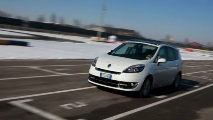 Renault Scenic e X-Mod 2012: il test di Autoblog