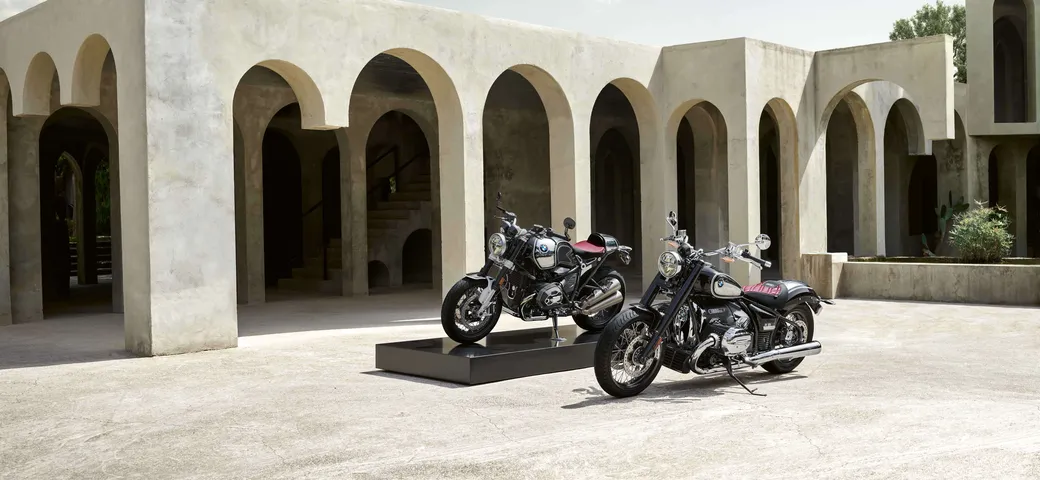 BMW svela le nuove R nineT e R 18 in versione 100 Years