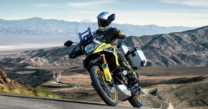 Un viaggio virtuale per i 20 anni di Suzuki V-Strom