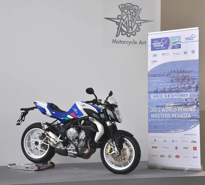 MV Agusta Brutale 675 Special Edition all'asta su eBay