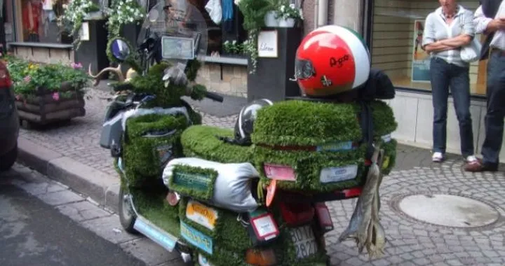 Foto del giorno: Vespa molto Special