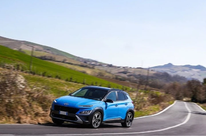 Hyundai Kona Hybrid restyling 2021: prima prova