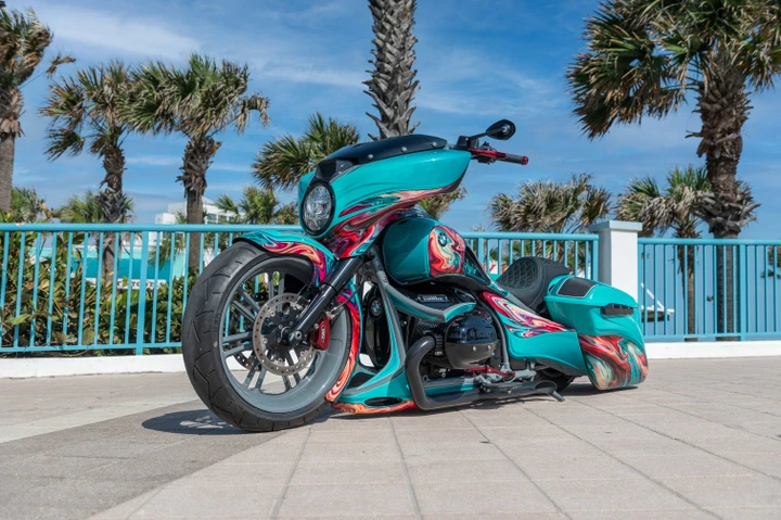 BMW R 18 B Heavy Duty: la custom by Fred Kodlin
