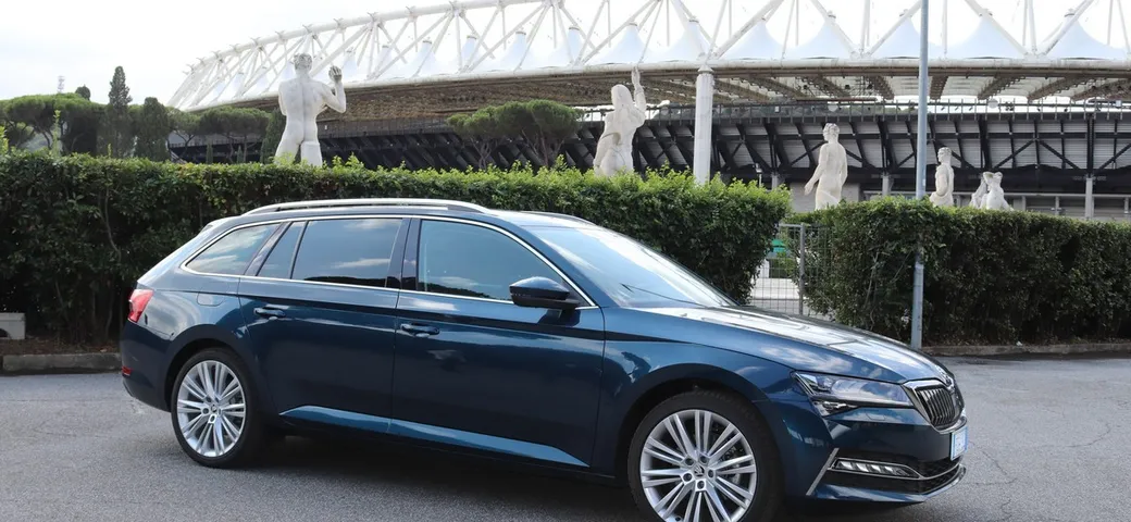 Skoda Superb wagon iV: la prova su strada